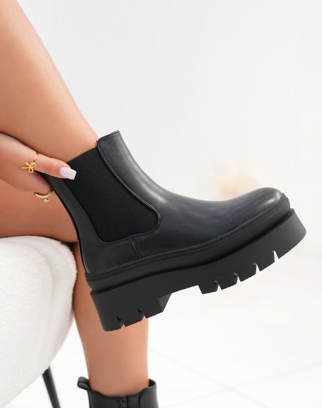 Best Chelsea Boots - Black