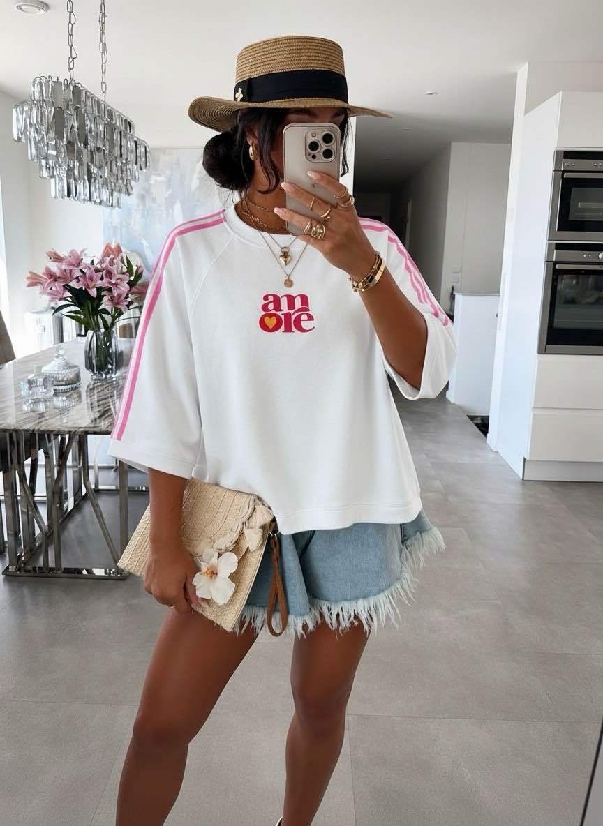 Oversized Amore Shirt